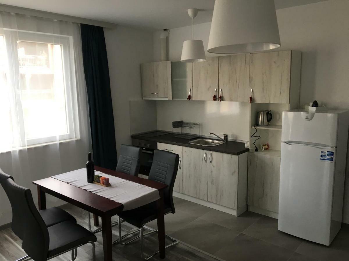 Apartvel Apartment 2 벨린그래드 외부 사진