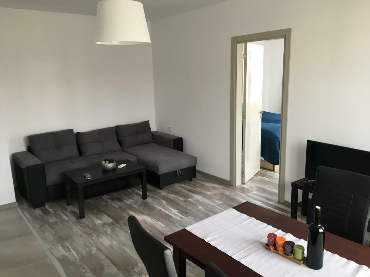 Apartvel Apartment 2 벨린그래드 외부 사진